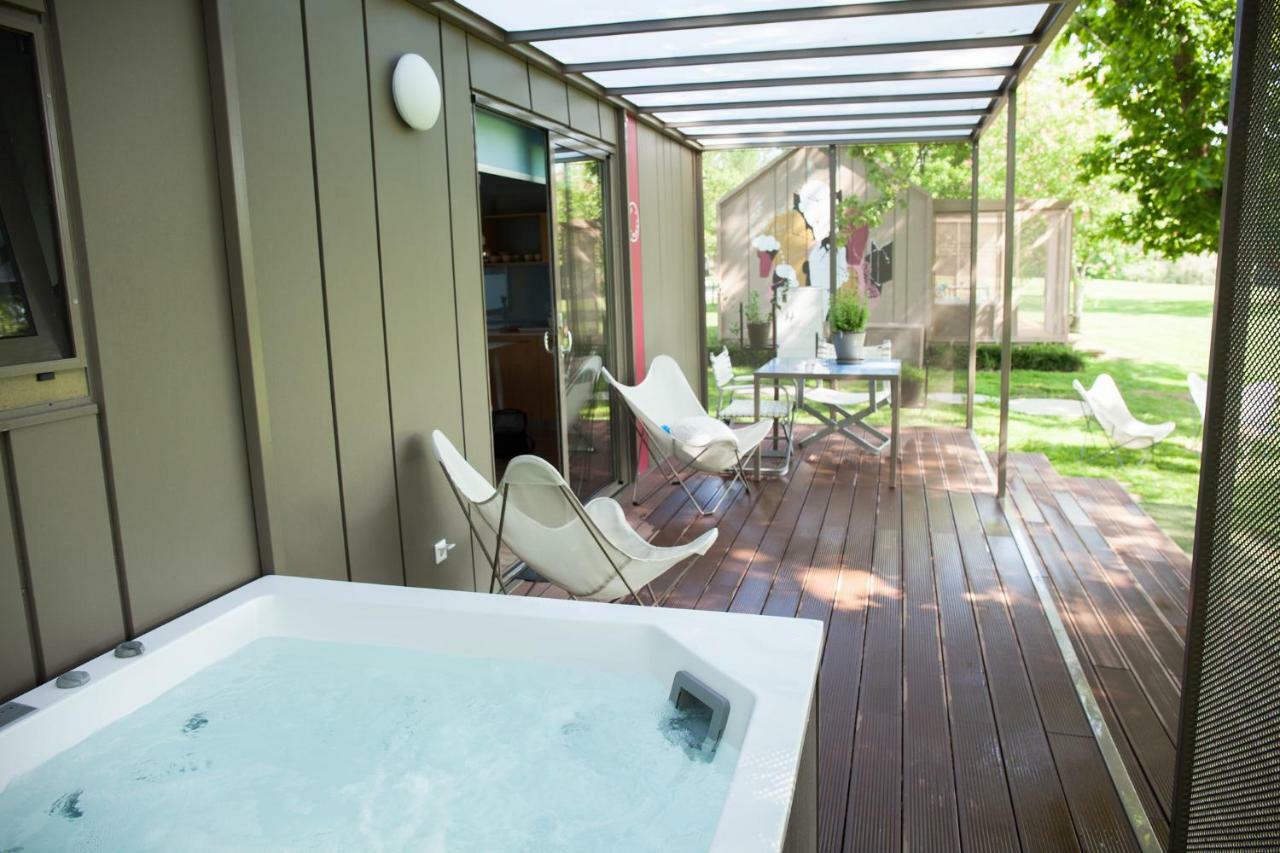 Big Berry Luxury Lifestyle Resort メトリカ エクステリア 写真
